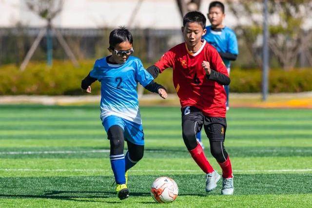 意甲-伊尔迪兹破门维阿建功 尤文图斯2-0都灵